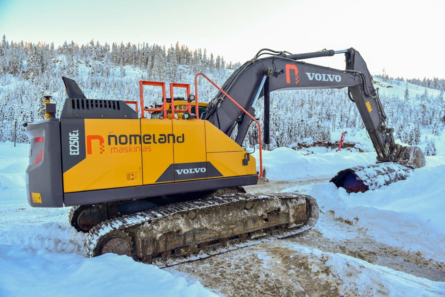 Gravemaskin Nomeland Maskin. Foto.