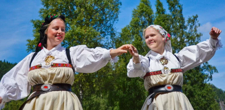 Kulturpatrulja. Dans. Foto.