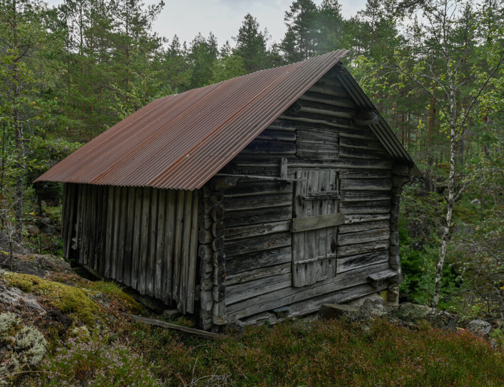 Kvernhuset til Nomeland bnr. 1. Foto av framsida.