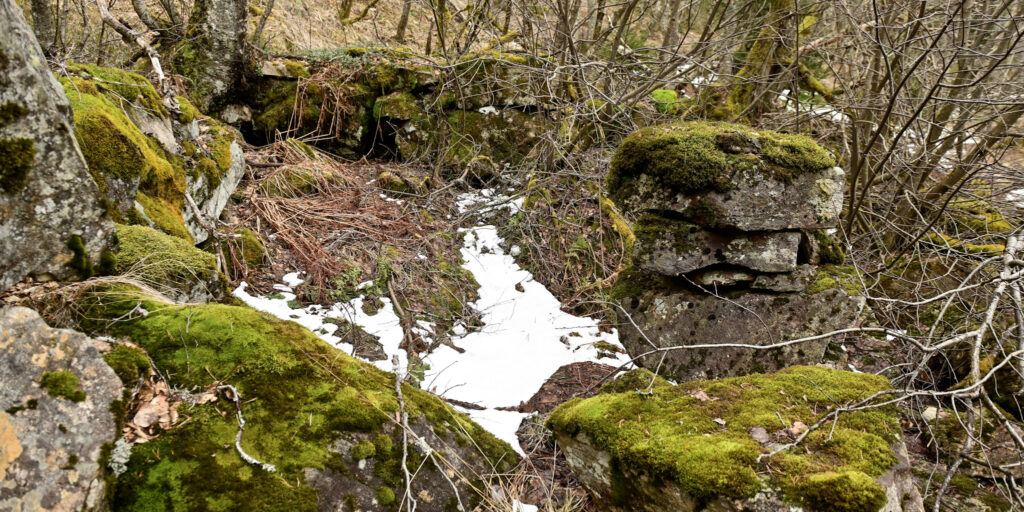 Tufta etter kverna i Håtveitfossen 13. april 2026. Foto